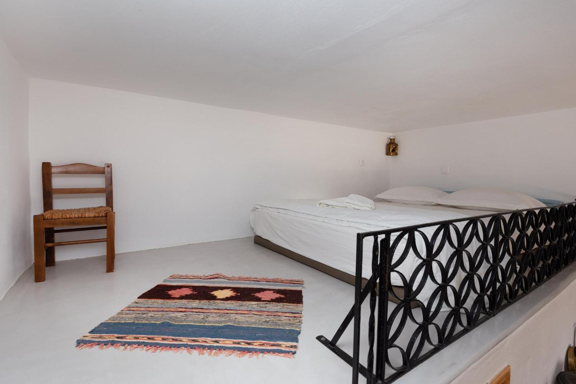 Ailouros Scenic Guest Houses Schinoussa Exterior photo